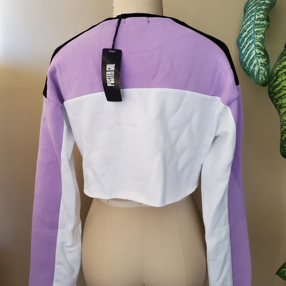 2 FOR $30! Colour Block Crop Sweater - Picture 2 of 3